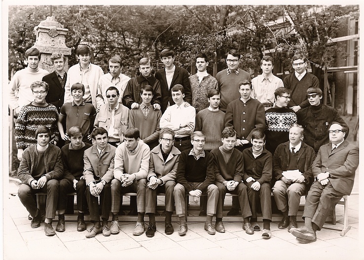Klasse 9 1966-67